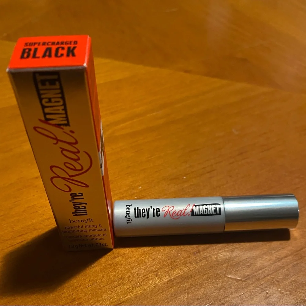 Benefit They’re Real Magnet Mascara